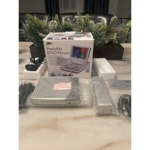 T.D.E. Portable DVD Player W17P0035 W/ Remote, Charger, Car Adapt, Manual & Case